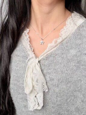 Silver Diamond Necklace – Brilliant Fine Silver Piece